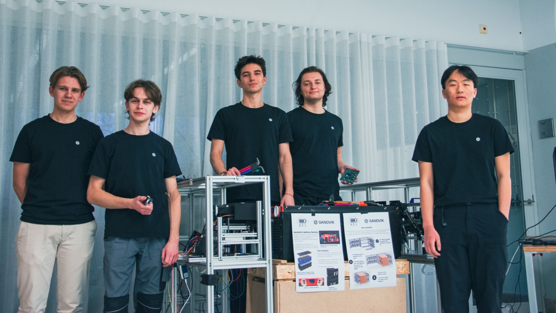 Team 4 - SANDVIK Automated Battery Connector Team 4 - SANDVIK Automated Battery Connector