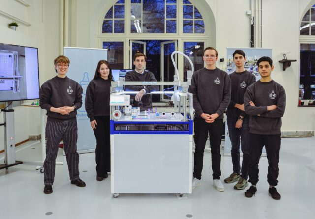 Team 6 - Robottlers Robottler Neo Team 6 - Robottlers Robottler Neo